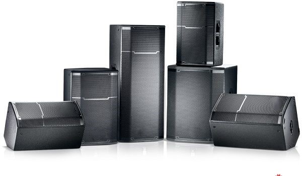 Sự khác biệt giữa loa karaoke và loa hội trường 1
